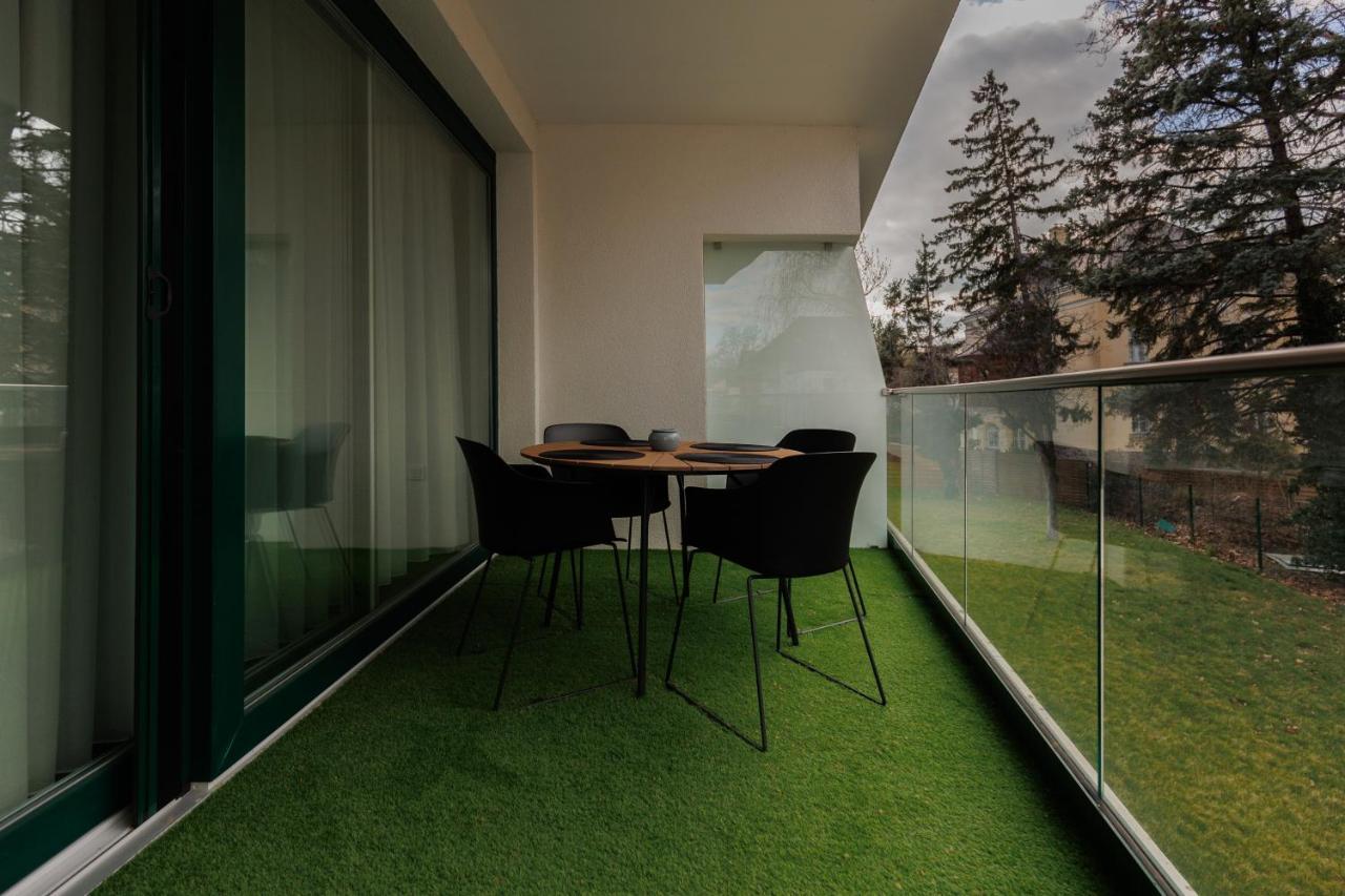 Villa Bauhaus Wellness Apartman 102 Siófok Exterior foto